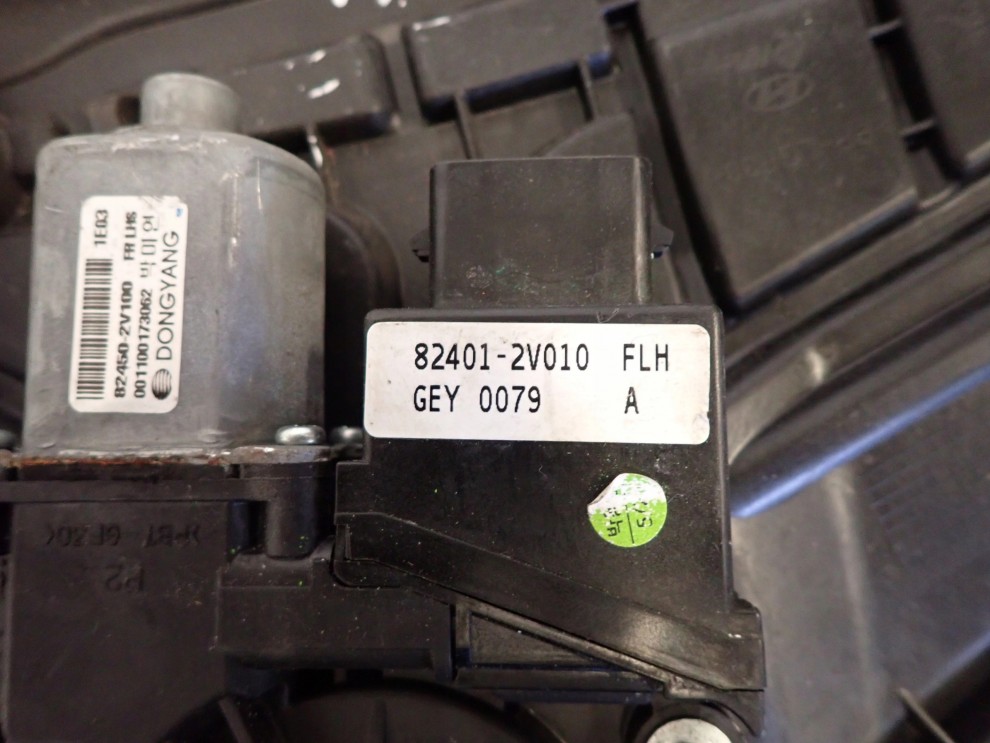 HYUNDAI VELOSTER I 11-18 PODNOŚNIK SZYBY PRZEDNI LEWY 3/4