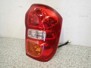 TOYOTA RAV4 RAV 4 II 03-05 LAMPA TYLNA PRAWA 3/7 MINIATURA