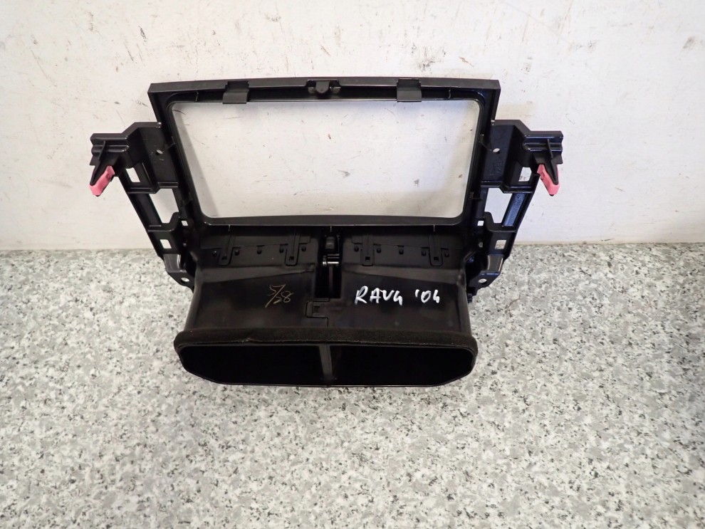 TOYOTA RAV4 RAV 4 II 00-05 RAMKA RADIA PANEL KRATKA NAWIEWU 5/6