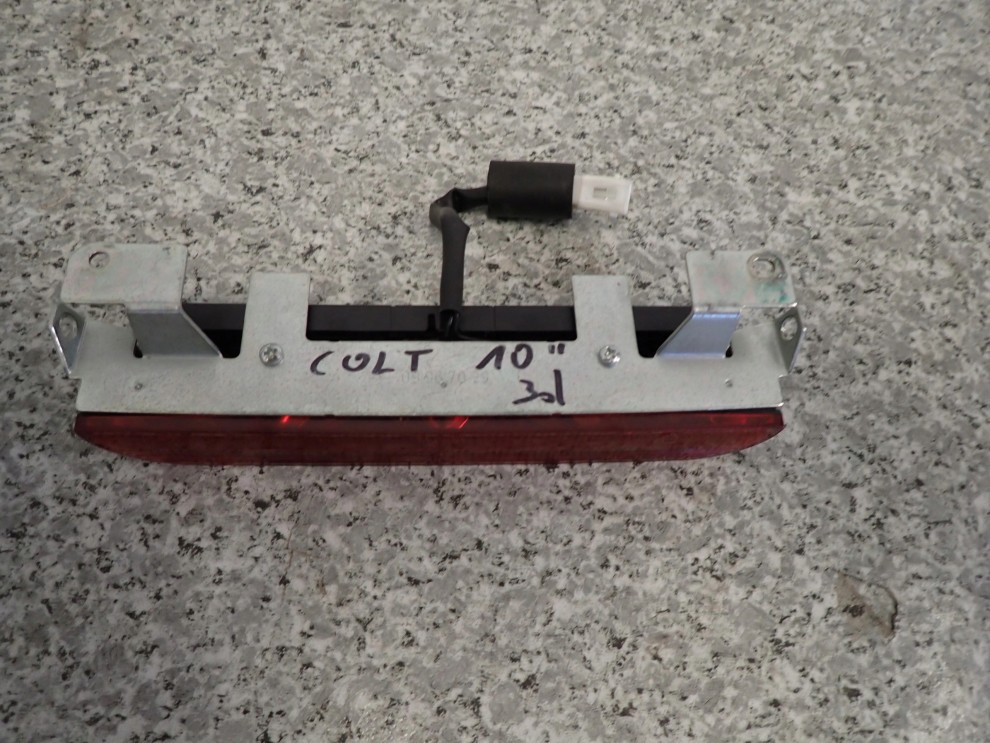 MITSUBISHI COLT CZ3 09- 3D LAMPKA STOPU STOP III 4/8