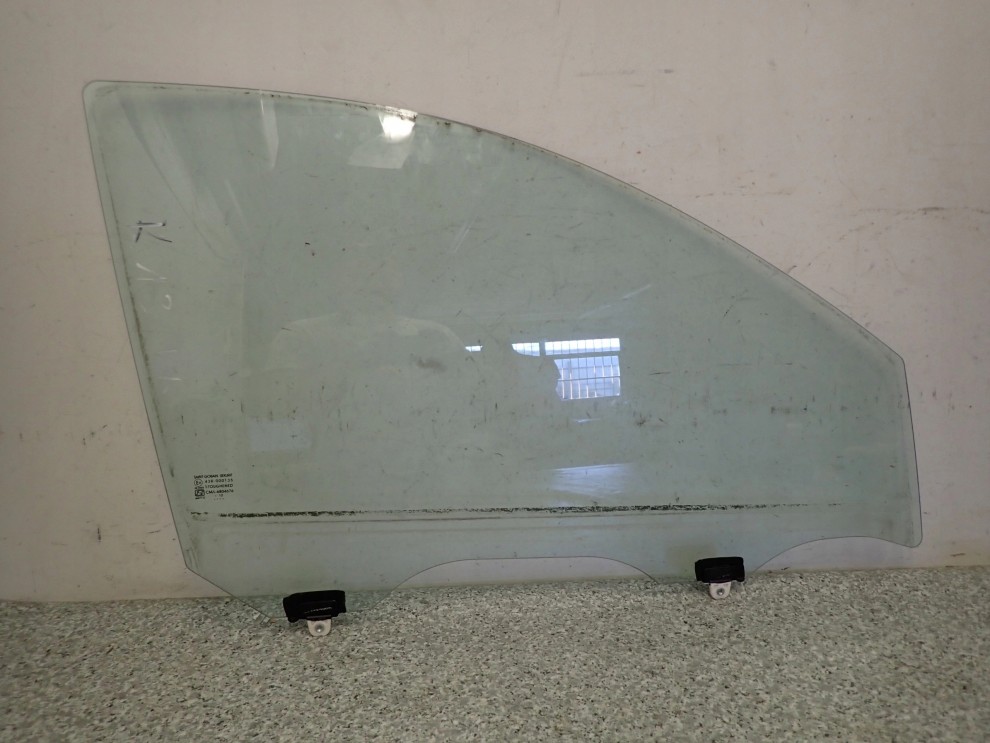 NISSAN MICRA K13 10- SZYBA PRZEDNIA PRAWA 1/3