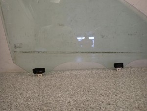 NISSAN MICRA K13 10- SZYBA PRZEDNIA PRAWA 2/3 MINIATURA