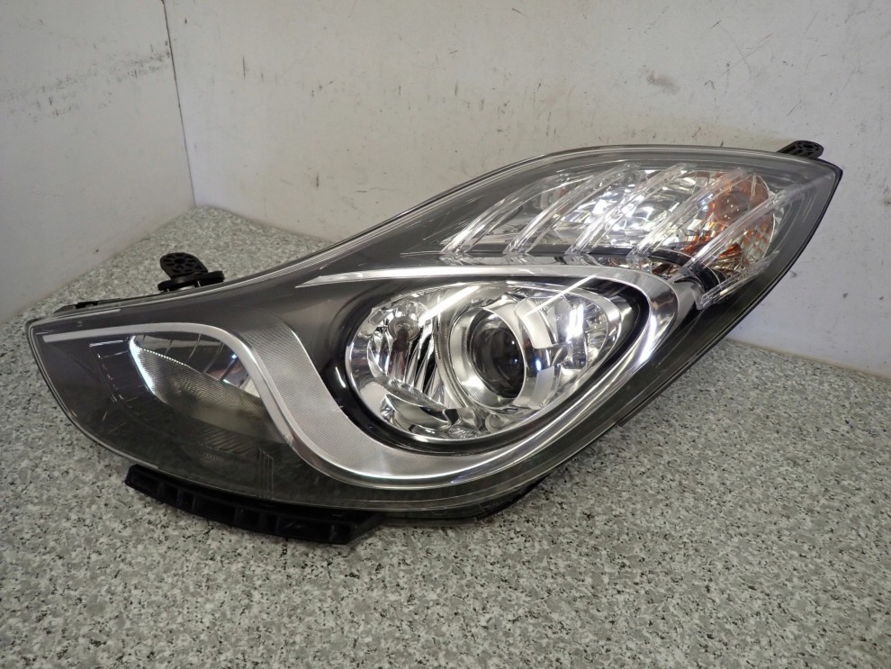 HYUNDAI IX20 HB 09- REFLEKTOR LAMPA PRZEDNIA LEWA SOCZEWKOWA EUROPA 3/11