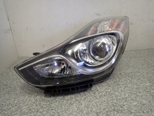 HYUNDAI IX20 HB 09- REFLEKTOR LAMPA PRZEDNIA LEWA SOCZEWKOWA EUROPA