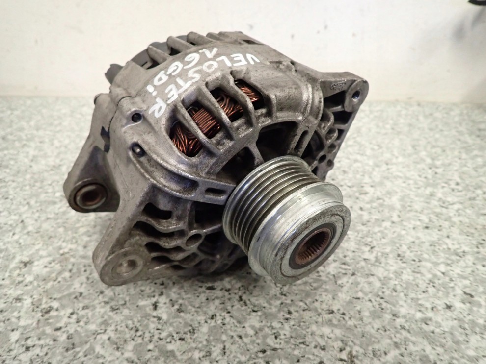 HYUNDAI VELOSTER 1.6 GDI G4FD 11-18 ALTERNATOR 2/8