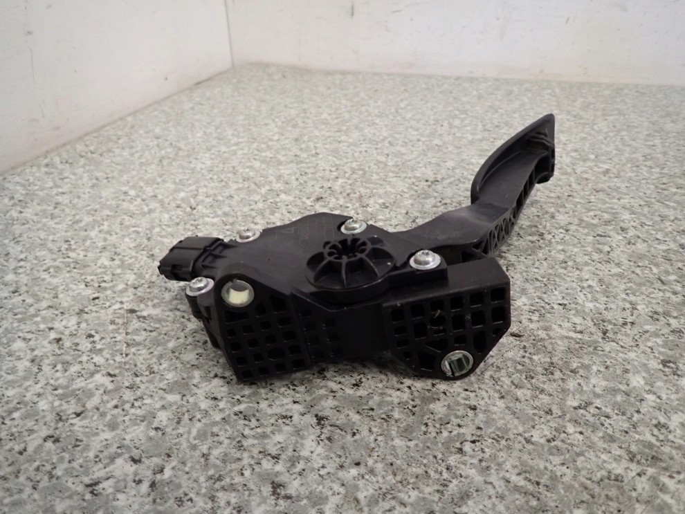 SUBARU FORESTER III 2.0D 09- PEDAŁ POTENCJOMETR GAZU 5/5