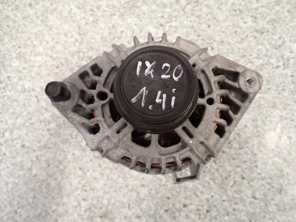 HYUNDAI IX20 1.4i 09- ALTERNATOR 37300-2B750 2/5