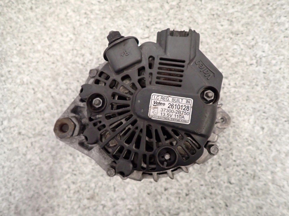 HYUNDAI IX20 1.4i 09- ALTERNATOR 37300-2B750 4/5
