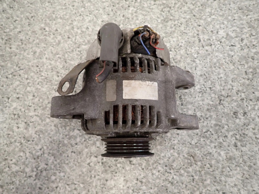 TOYOTA YARIS 99-05 1.3i JAPONIA ALTERNATOR 1/6