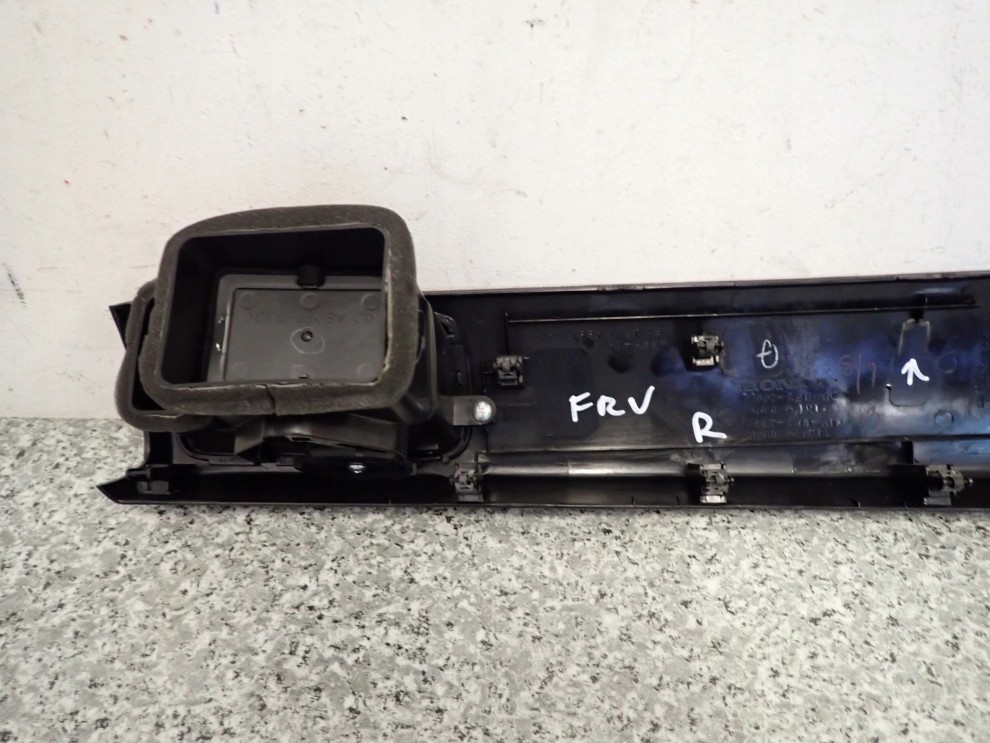 HONDA FRV FR-V 05- KRATKA NAWIEWU PRAWA 7/8