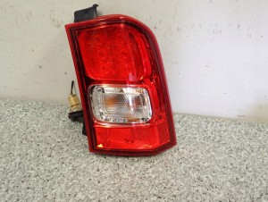 SUZUKI IGNIS III 2021 LAMPA TYLNA PRAWA W BŁOTNIK LED