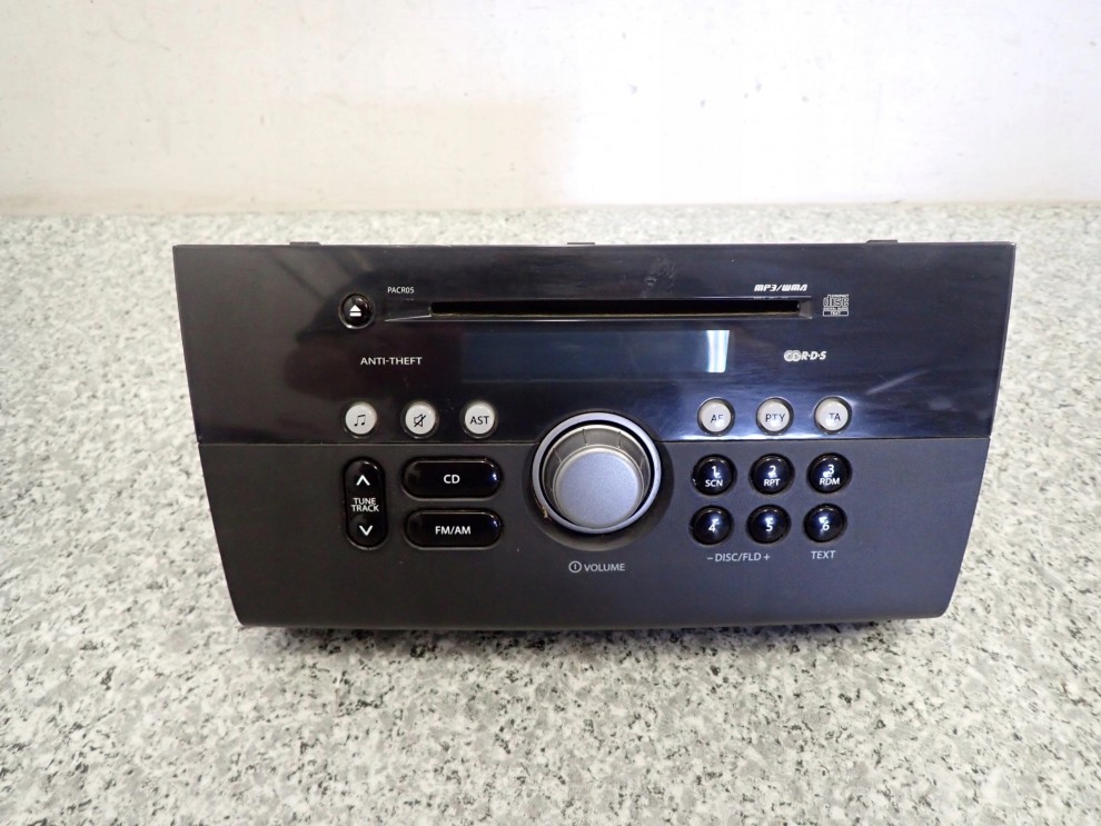 SUZUKI SWIFT 05-09 RADIO MP3 1/5