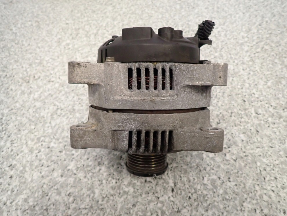 SUZUKI GRAND VITARA 2.0 TD 01-05 ALTERNATOR 2/6