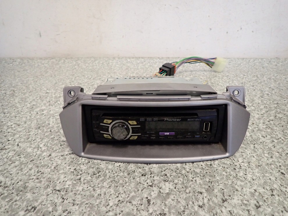 SUZUKI ALTO NISSAN PIXO 09- RADIO CD MP3 1/5