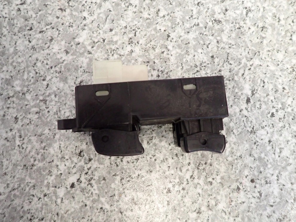 NISSAN ALMERA N16 00-06 PANEL SZYB PRZEDNI LEWY 2/4