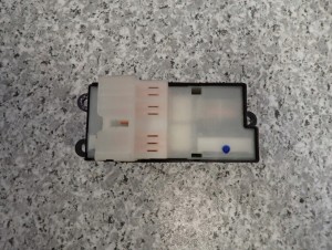 NISSAN ALMERA N16 00-06 PANEL SZYB PRZEDNI LEWY 4/4 MINIATURA