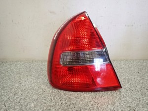 MITSUBISHI CARISMA 5D 99-05 LAMPA TYLNA LEWA