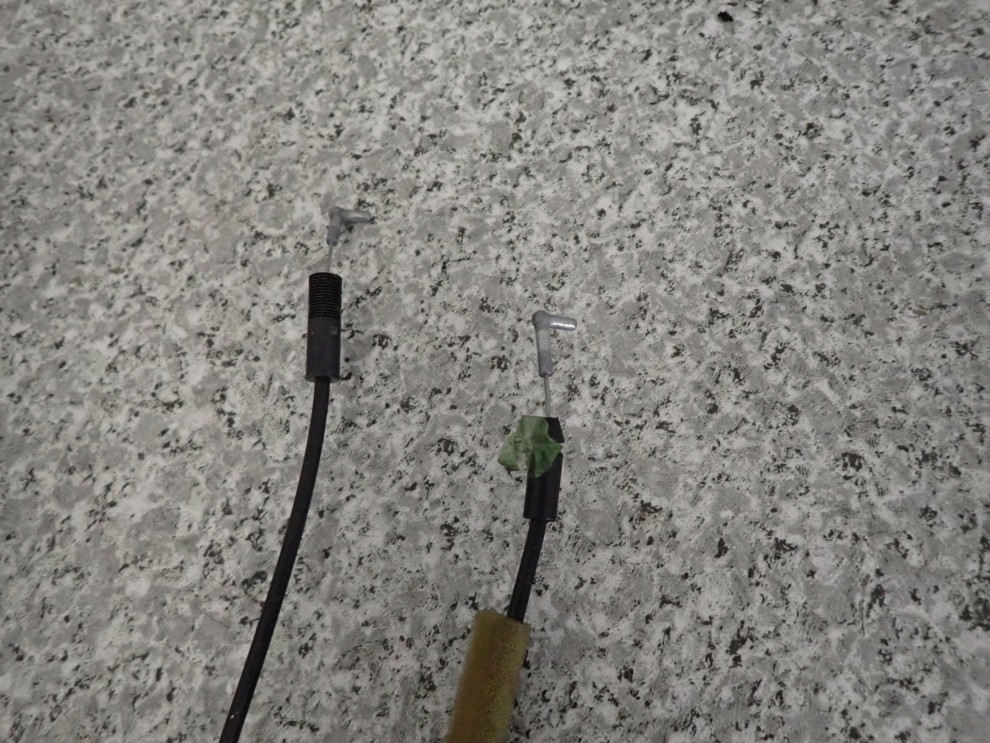 MITSUBISHI GRANDIS 03-11 ZAMEK DRZWI PRZEDNI LEWY 4/6