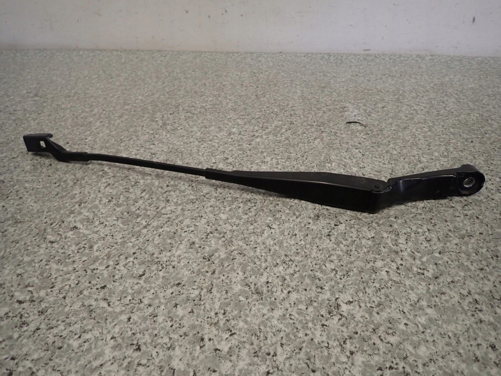 NISSAN PULSAR 14-18 RAMIE WYCIERACZKI PRZEDNIE LEWE 1/4