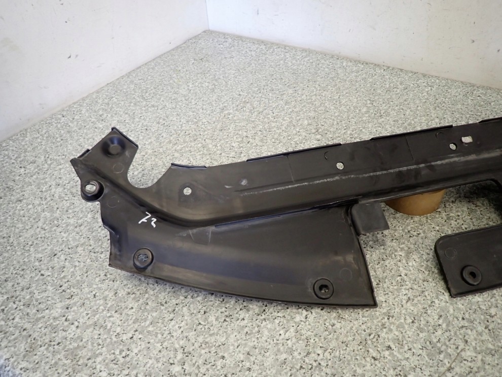 NISSAN PULSAR 14-18 OSŁONA GÓRNA PASA PRZEDNIEGO 5/6