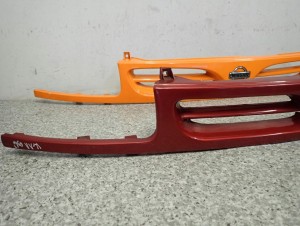 NISSAN MICRA K11 1996-1998 ATRAPA KRATKA GRILL WLOTU 3/11 MINIATURA