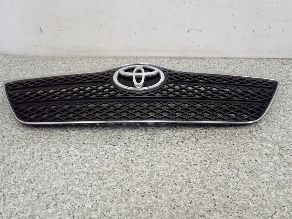 TOYOTA COROLLA E12 HATCHBACK 02-04 ATRAPA GRILL 4/7