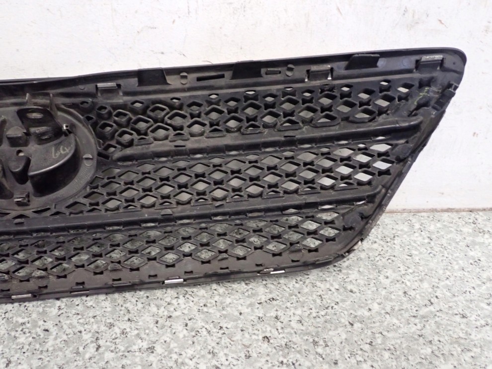 TOYOTA COROLLA E12 HATCHBACK 02-04 ATRAPA GRILL 7/7
