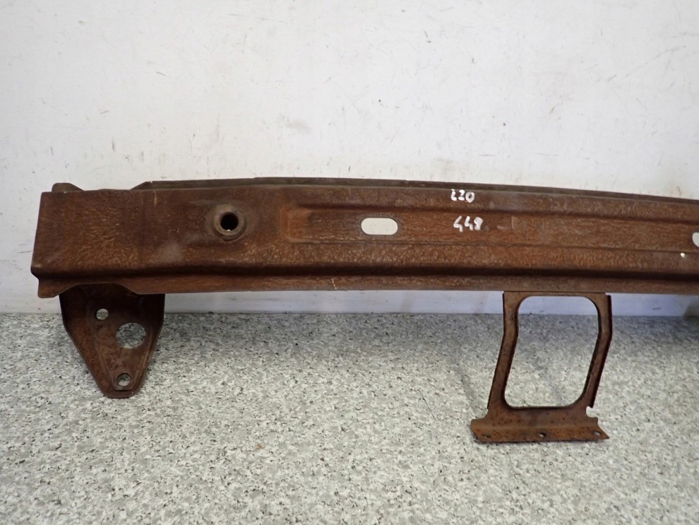 HYUNDAI i20 08-12 BELKA ZDERZAKA PRZEDNIEGO 2/4
