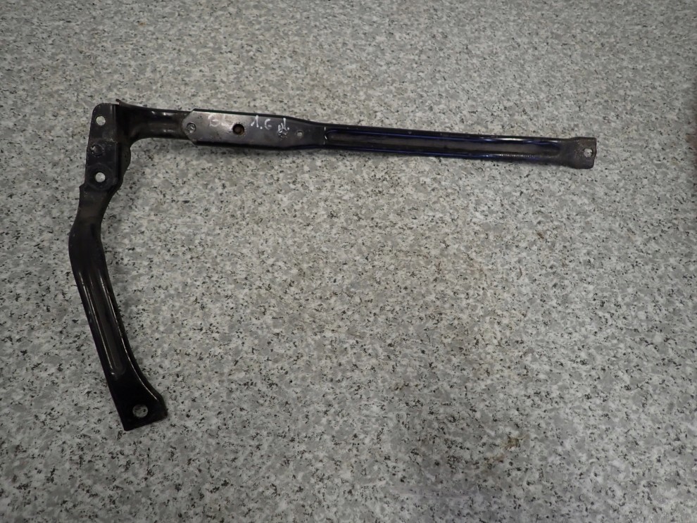 MAZDA3 MAZDA 3 BL 1.6 DIESEL 08- WSPORNIK INTERCOOLERA 1/2