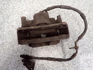 MAZDA6 MAZDA 6 02-07 ZACISK HAMULCOWY PRZEDNI PRAWY 4/4 MINIATURA