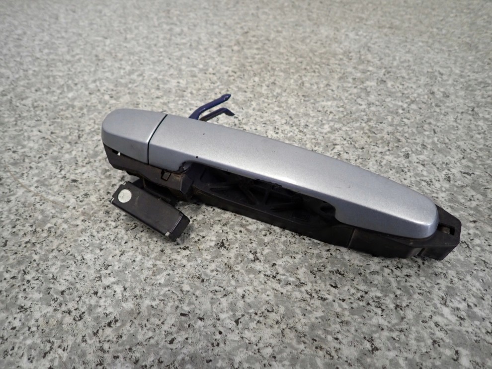 TOYOTA COROLLA VERSO 04- KLAMKA TYLNA PRAWA 2/6