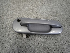 HONDA CIVIC MA 5D 94-00 KLAMKA PRZEDNIA LEWA 2/5 MINIATURA