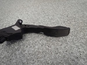 TOYOTA AURIS I 06- D4D POTENCJOMETR PEDAŁ GAZU 6/6 MINIATURA