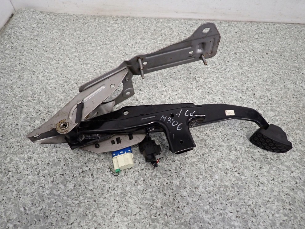 MAZDA3 MAZDA 3 03- BK PEDAŁ HAMULCA 2/7