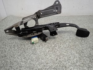 MAZDA3 MAZDA 3 03- BK PEDAŁ HAMULCA 3/7 MINIATURA