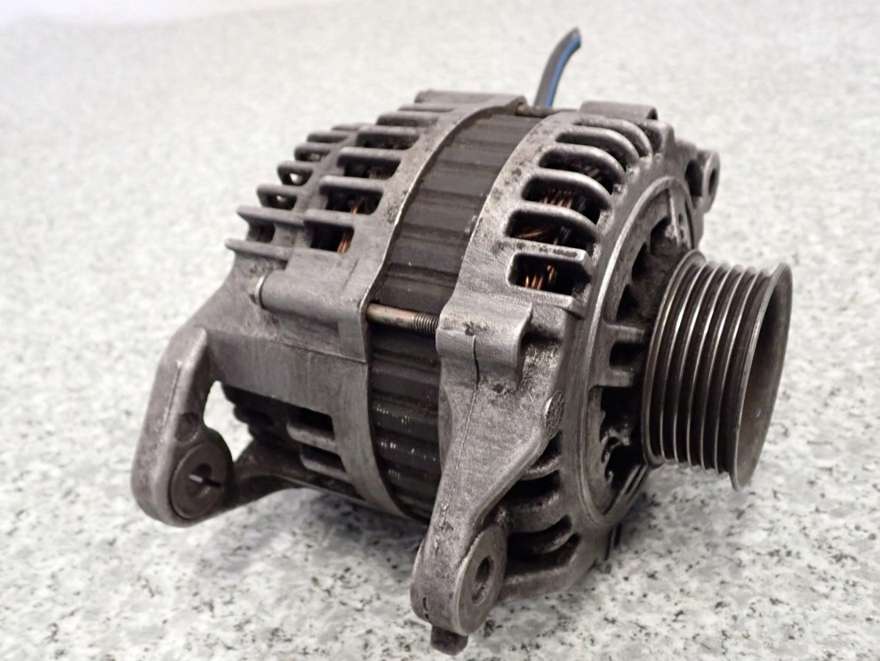 NISSAN PRIMERA P12 02-07 1.8 BENZ ALTERNATOR 3/8