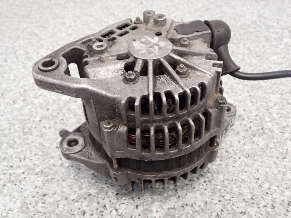 NISSAN PRIMERA P12 02-07 1.8 BENZ ALTERNATOR 6/8