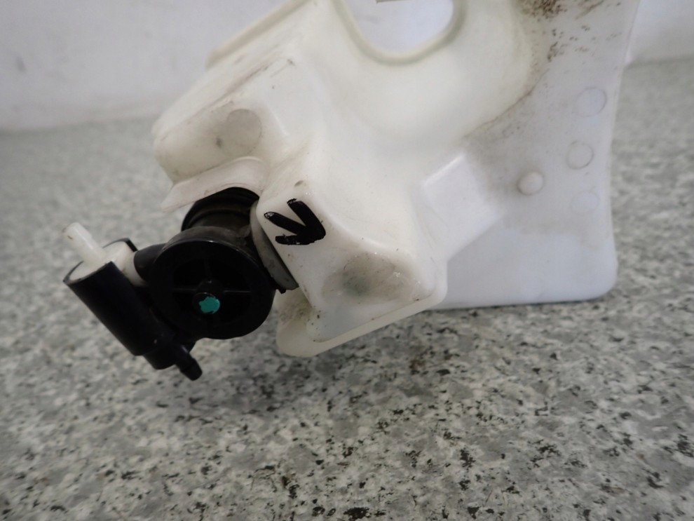 NISSAN PULSAR 1.5 DCI 14-18 ZBIORNICZEK PŁYNU DO SPRYSKIWACZY 7/7