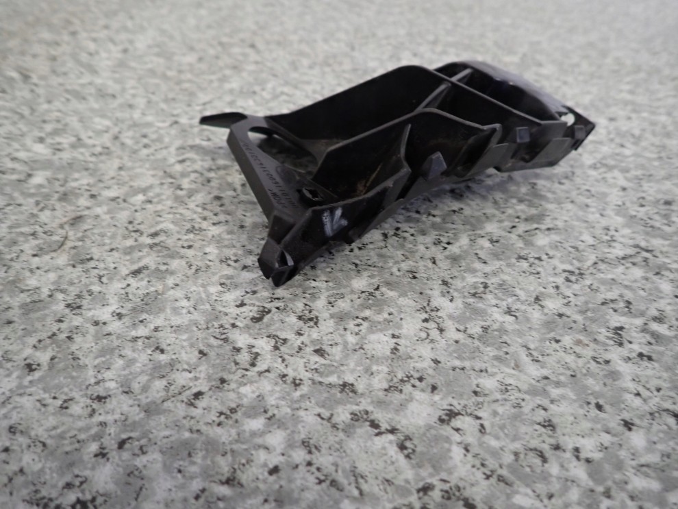TOYOTA AYGO 06-12 ŚLIZG ZDERZAKA PRZEDNI PRAWY 3/7