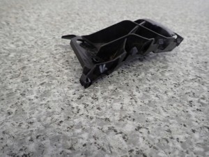 TOYOTA AYGO 06-12 ŚLIZG ZDERZAKA PRZEDNI PRAWY 3/7 MINIATURA