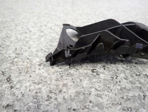 TOYOTA AYGO 06-12 ŚLIZG ZDERZAKA PRZEDNI PRAWY 5/7 MINIATURA