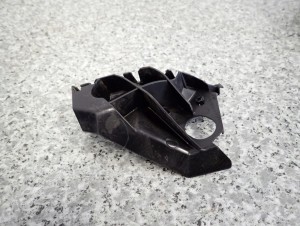 TOYOTA AYGO 06-12 ŚLIZG ZDERZAKA PRZEDNI PRAWY 6/7 MINIATURA