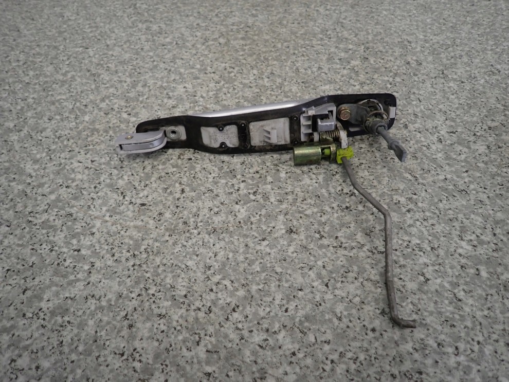 MITSUBISHI GRANDIS 03-11 KLAMKA PRZEDNIA LEWA 6/6