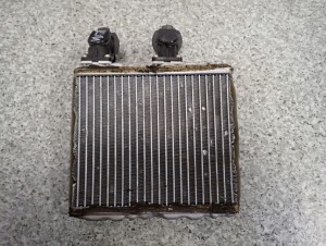 NISSAN MICRA K11 98-02 NAGRZEWNICA RADIATOR 1/4 MINIATURA