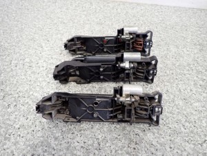 NISSAN NOTE E11 06-12 KLAMKA DRZWI PRZEDNIA PRAWA 4/4 MINIATURA