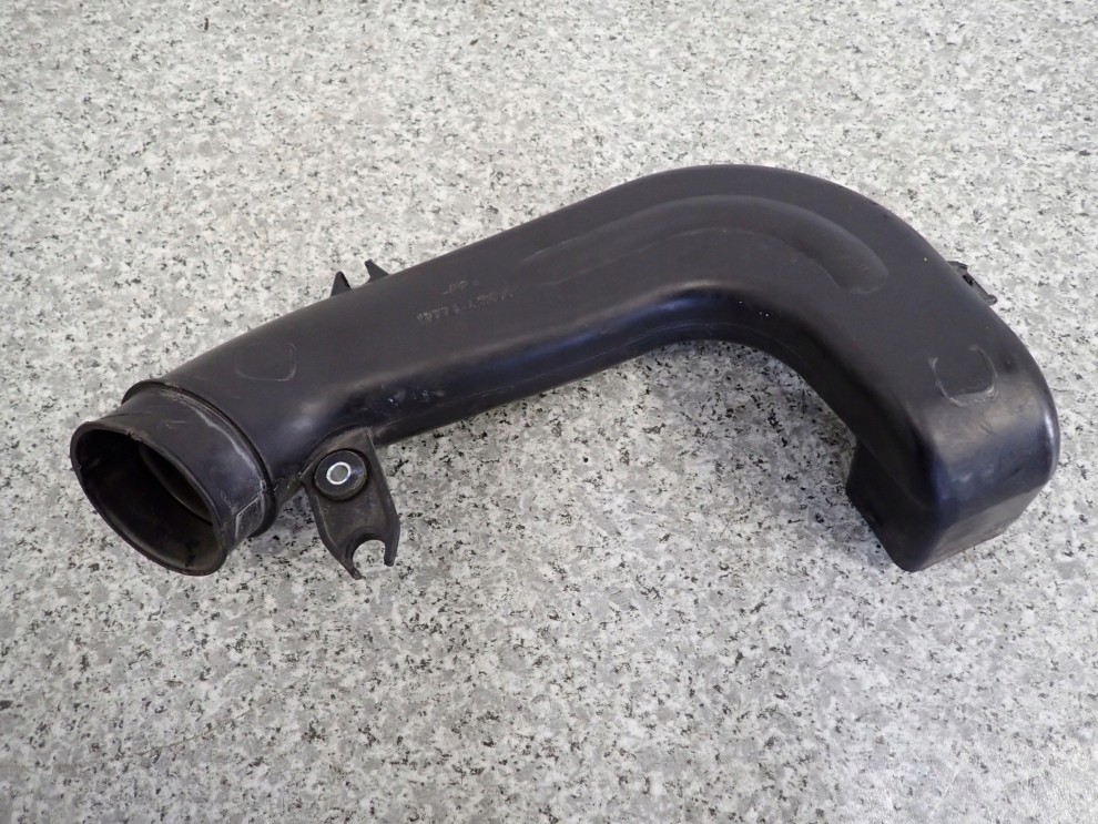 SUZUKI SX4 1.6 DDiS 06-12 RURA DOLOTU POWIETRZA 2/6