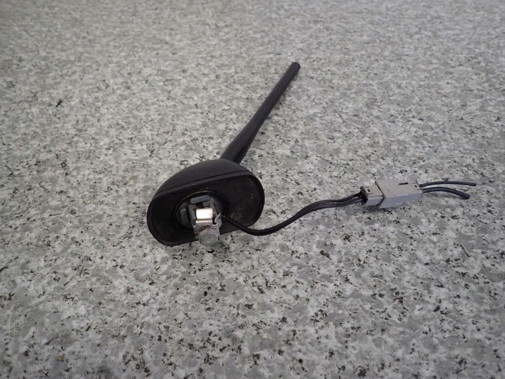 GRAND VITARA II 06- ANTENA DACHOWA BAT PODSTAWA 2/5