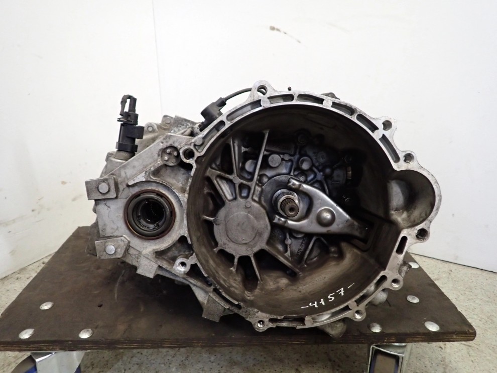 HYUNDAI i30 1.6 CRDi 06-12 SKRZYNIA BIEGÓW 6 BIEGOWA 1/8