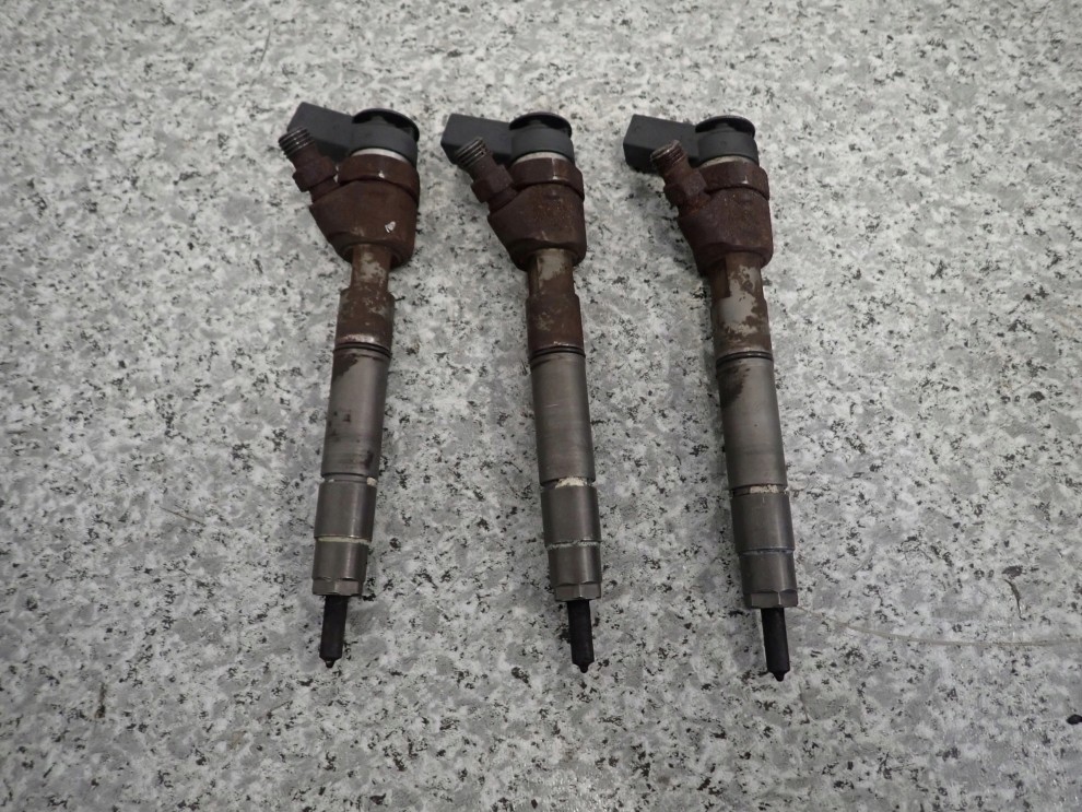 MITSUBISHI COLT CZ3 1.5 DID 04- WTRYSKIWACZ PALIWA 4/4