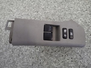 TOYOTA YARIS II 06- PANEL SZYB PRZEDNI LEWY